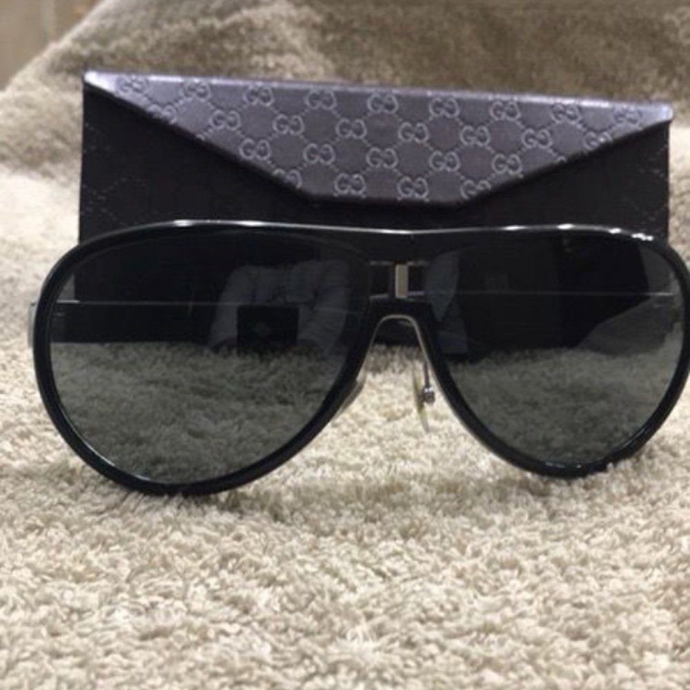 Gucci Aviator Sunglasses- Original